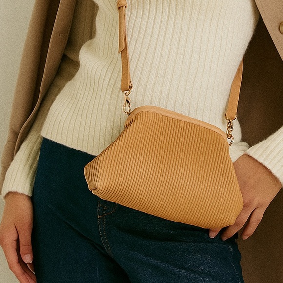 Anthropologie Tan Women's Crossbody Bag with changable straps - Picture 2 of 11